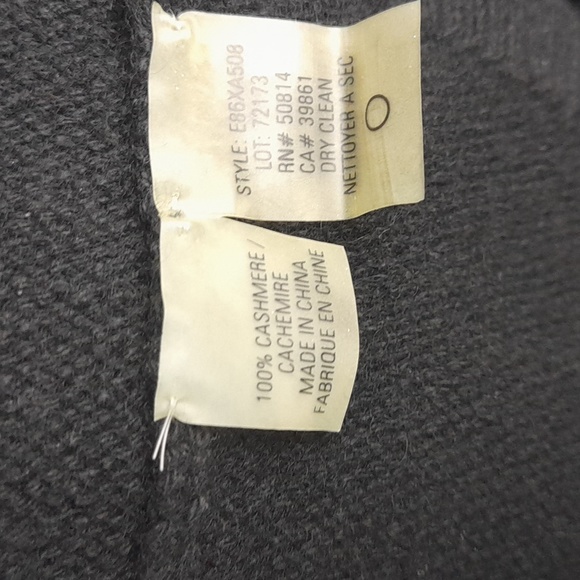 Elie Tahari 100% Cashmere Knit Cardigan Small Black A0072 - Picture 4 of 6